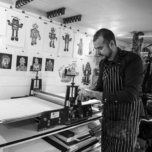 Fernando Feijoo during the printing process